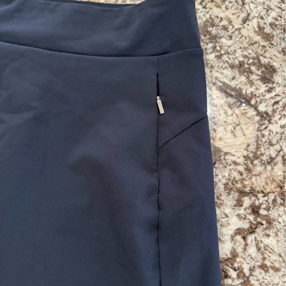 Cutter & Buck Women's Moisture Wicking Pacific Pull-on Skort with Pockets - Picture 6 of 13